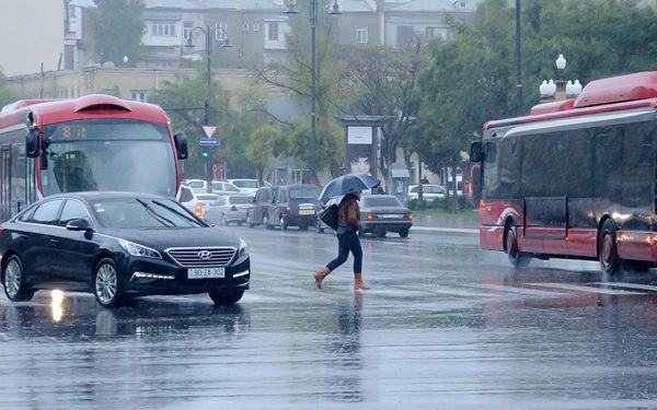 Bazar günü Bakıda leysan olacaq
