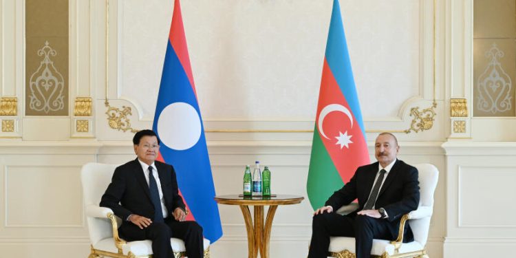 Prezident İlham Əliyevin Laos Prezidenti ilə təkbətək görüşü olub - VİDEO-FOTOLAR