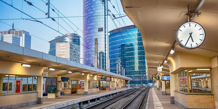 Belçikada ümumi tətil: Nəqliyyat iflic oldu