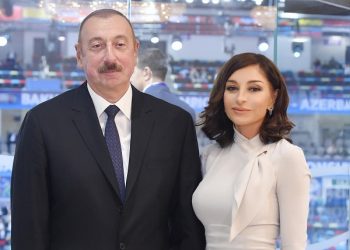 Prezident İlham Əliyev FIFA U-15 dünya çempionatının və festivalının açılış mərasimini izləyib