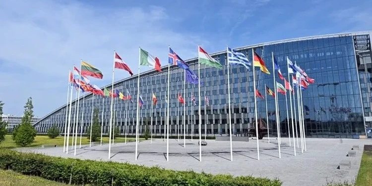 NATO Qara dənizə əlavə qüvvələr göndərəcək