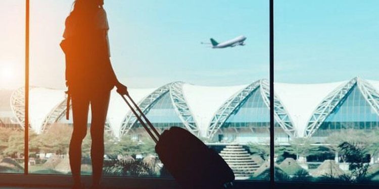 Bakı aeroportu payız-qış uçuş cədvəlinə keçir