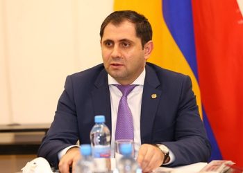 Azərbaycan əsgəri 20 km dərinliyə necə gedə bilib? – Papikyan