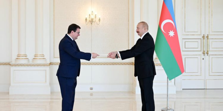 Prezident İlham Əliyev Avstriyanın Azərbaycanda yeni təyin olunmuş səfirini qəbul edib - FOTOLAR