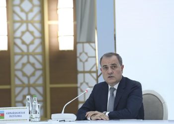 Ceyhun Bayramov Orta Dəhliz və regional əməkdaşlığın gücləndirilməsinin əhəmiyyətini vurğulayıb