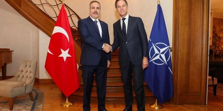 Hakan Fidan NATO-nun baş katibi Mark Rutte ilə görüşüb