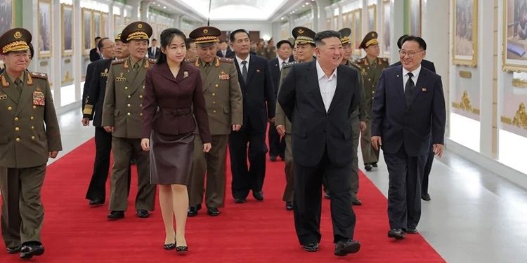Öldüyü iddia edilən Kim Çen Inın yeni görüntüləri yayımlanıb