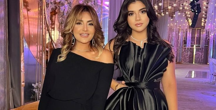 “Anam kimi mən də 40 yaşında ana oldum”