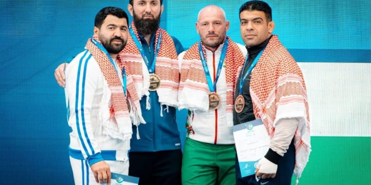 Dünya çempionatında 3 gümüş medal