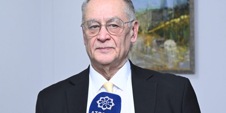   Mədəni diplomatiyadan vətəndaş cəmiyyətinə uzanan şərəfli yol: Böyük alim və ustadın yubileyinə ehtiramla