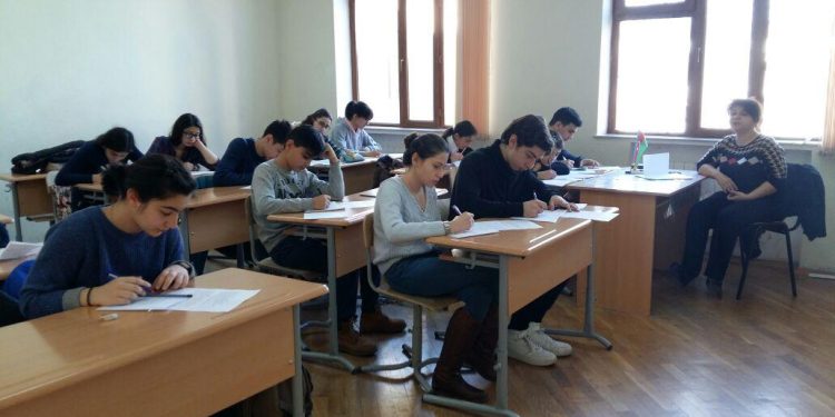 Bakıda məktəb və universitetlərdə dərs saatları dəyişdirilə bilər