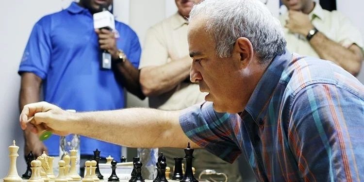 Kasparov sui-qəsd təhlükəsi barədə xəbərdarlıq aldı