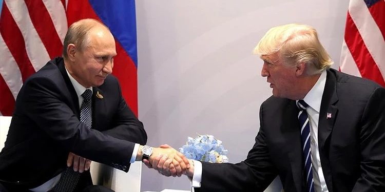 Hillary Klintondan Tramp barədə sensasiyalı iddia: Putinin əlində görüntüləri var