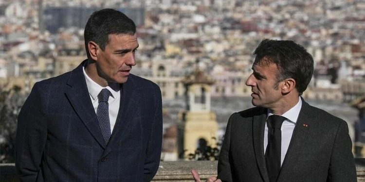 İspaniyada Fransa ilə dostluq sazişi rədd edilib
